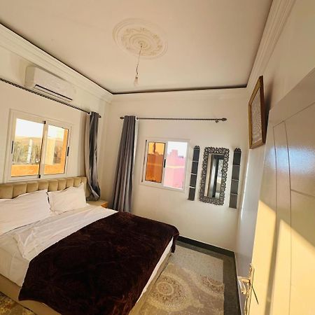 Appartement City Center 瓦尔扎扎特 外观 照片